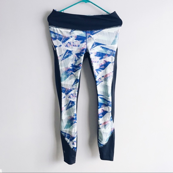 Athleta Luminous Powder Peak Leggings - Picture 2 of 8